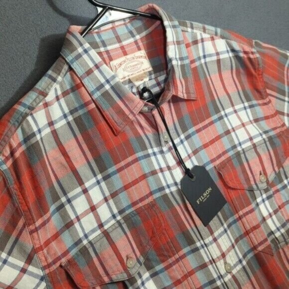 Filson Shirt Men's M Red Plaid Light Weight Alaskan Guide Shirt Short Sleeve NWT - Picture 1 of 11